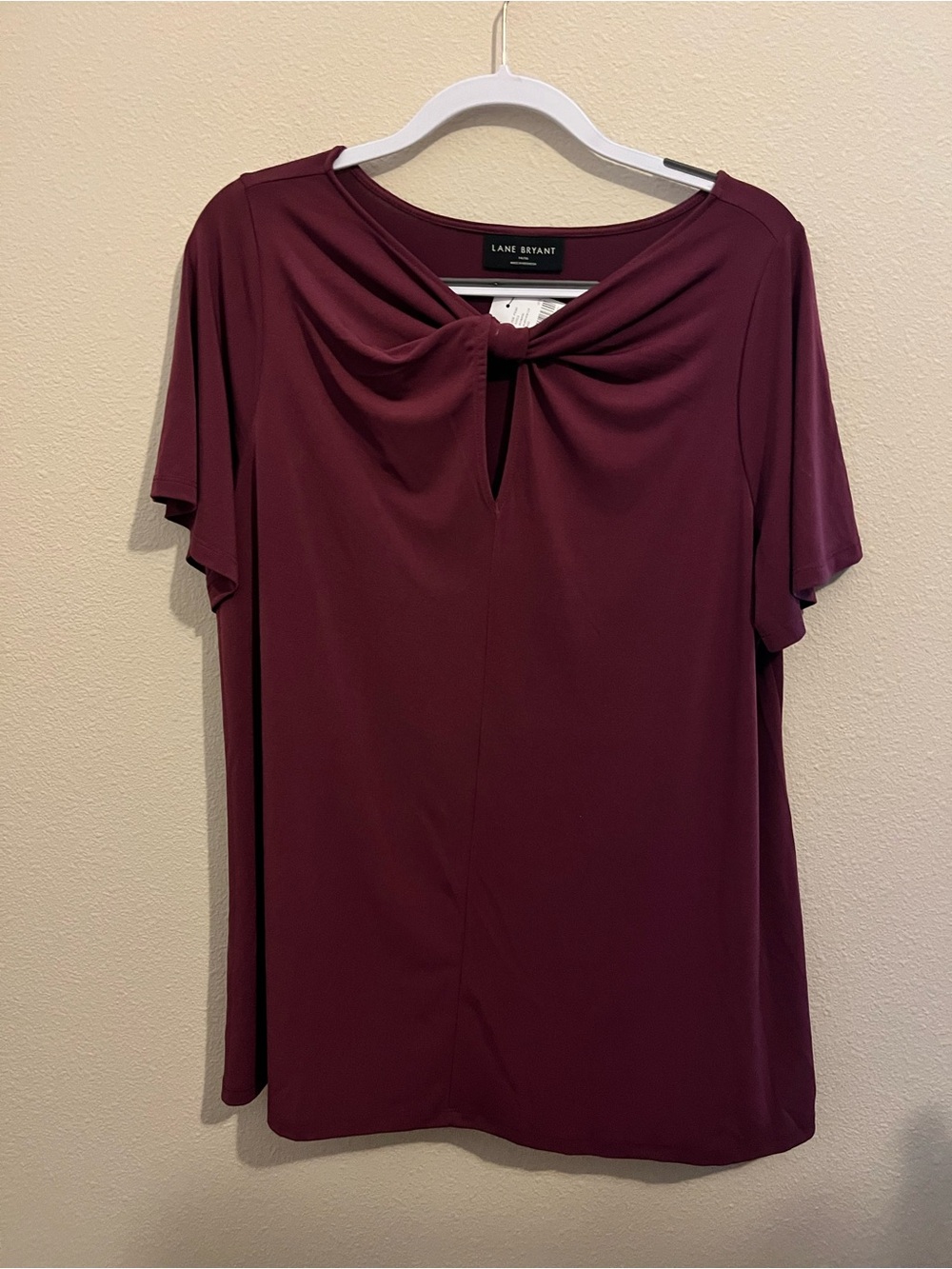 Lane Bryant Twist-Keyhole Short Sleeve Top in Burgundy Plum